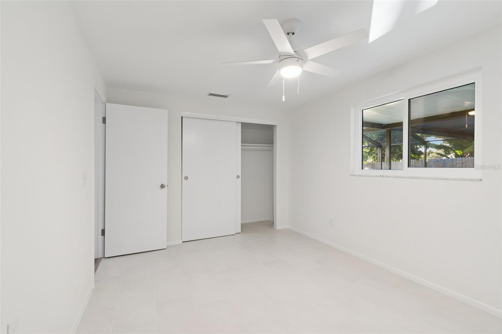 Image 26 of 69 For 2195 Glen Drive