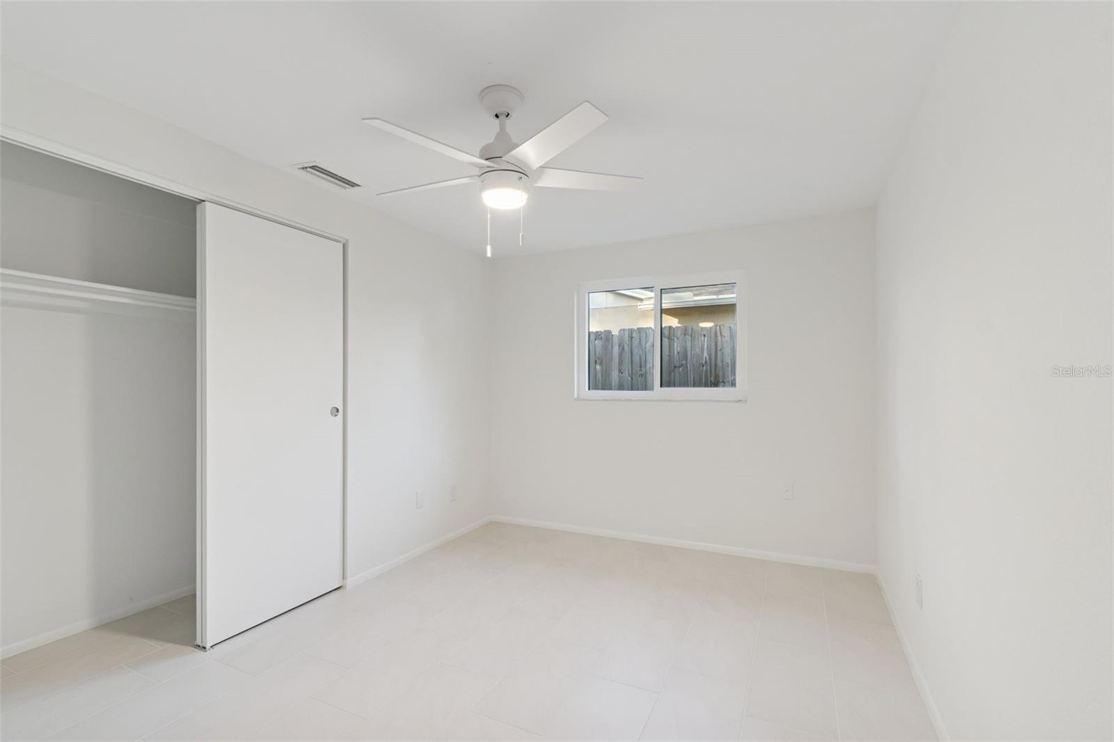 Image 33 of 69 For 2195 Glen Drive