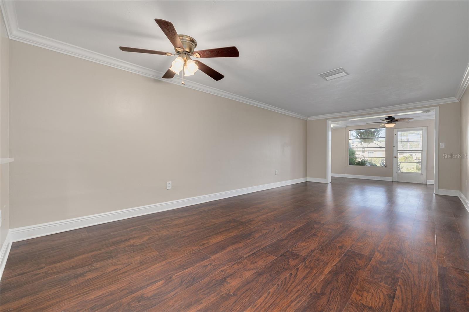 Listing photo id 9 for 4261 Richmere Drive