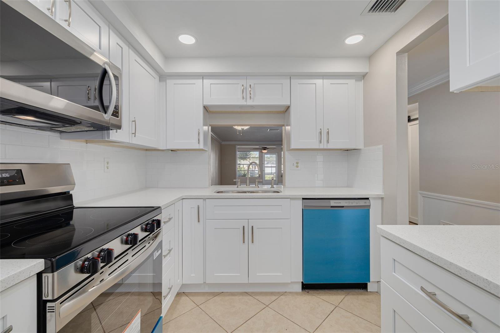 Listing photo id 19 for 4261 Richmere Drive