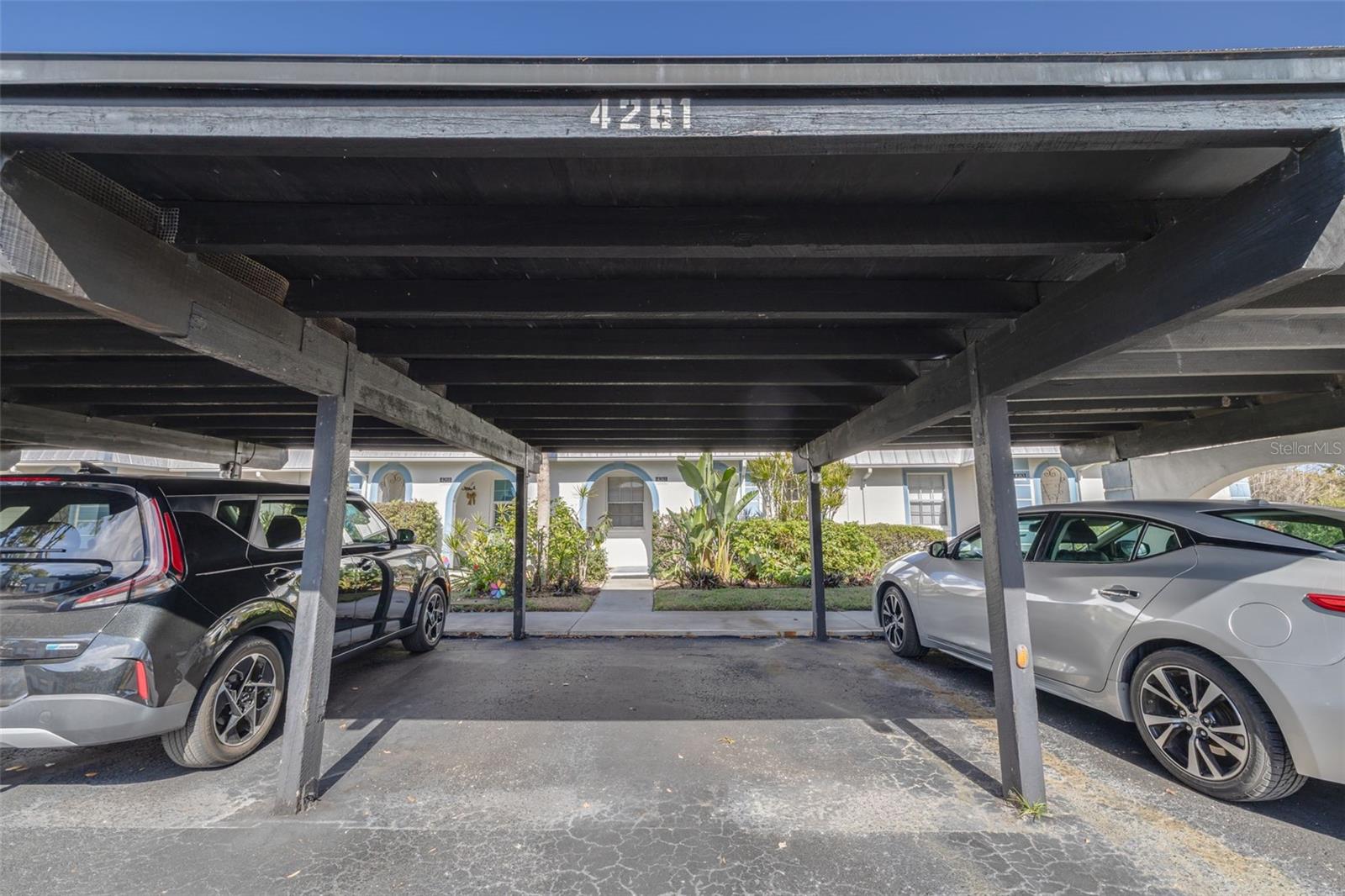 Listing photo id 6 for 4261 Richmere Drive