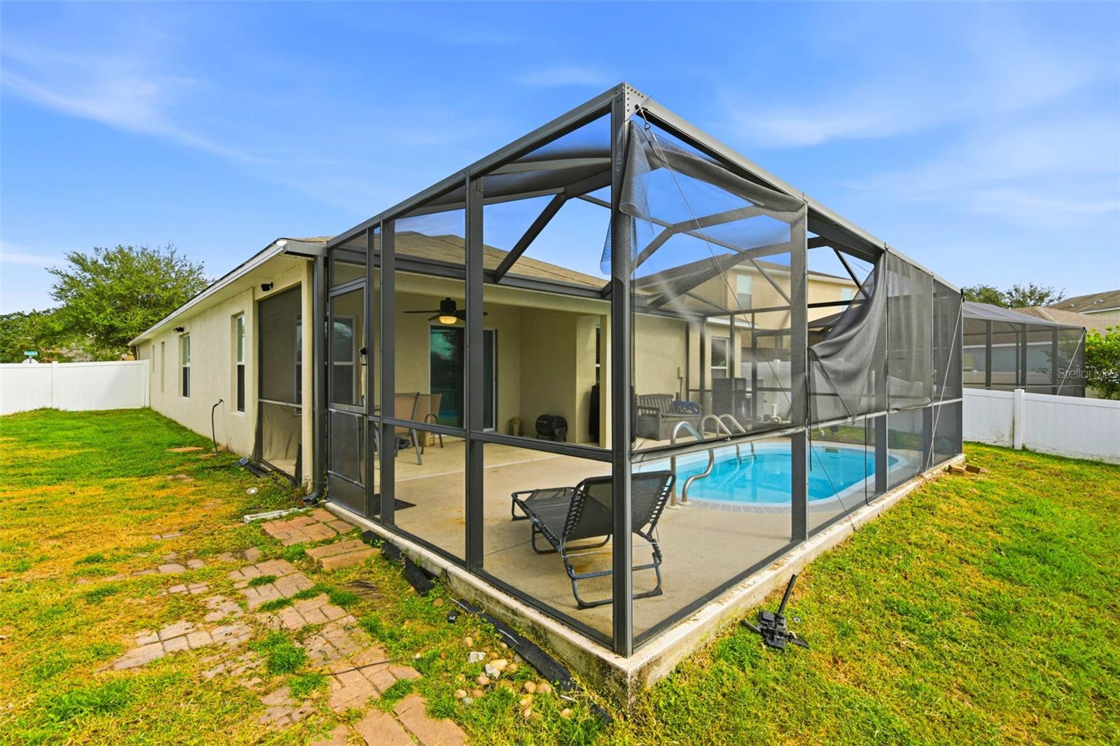 Image 39 of 53 For 15616 Greyrock Drive