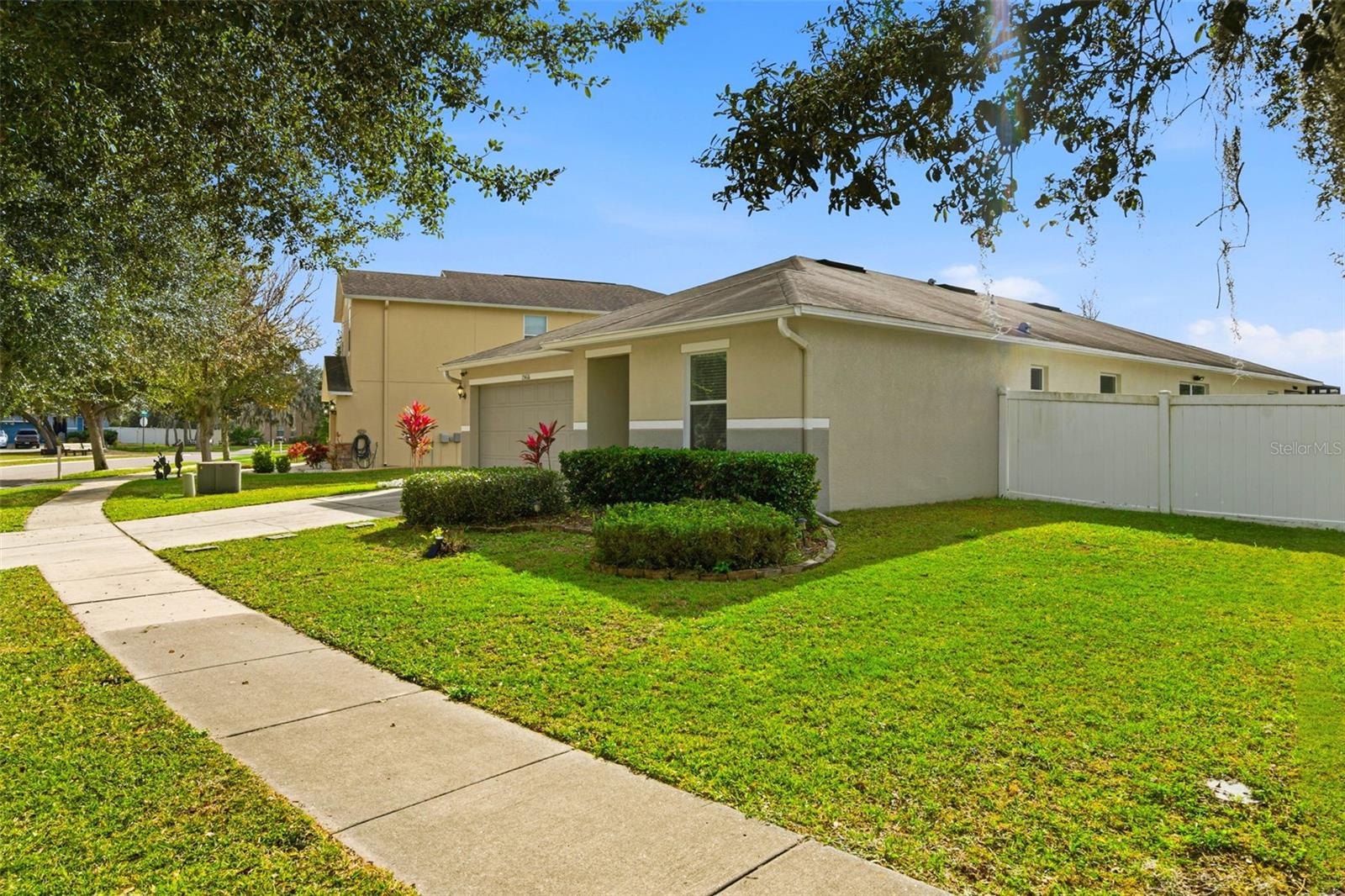 Image 4 of 53 For 15616 Greyrock Drive