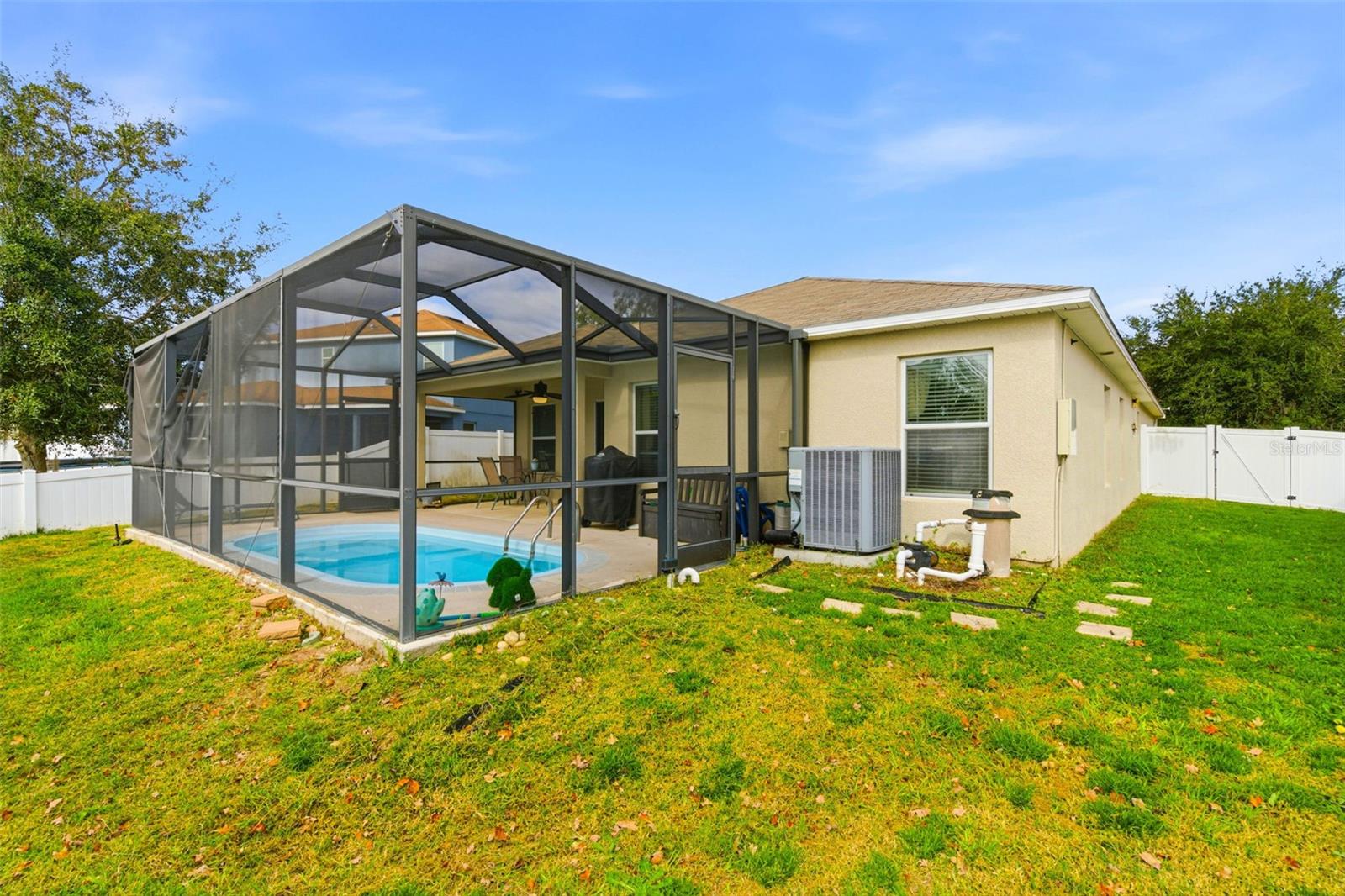 Image 40 of 53 For 15616 Greyrock Drive