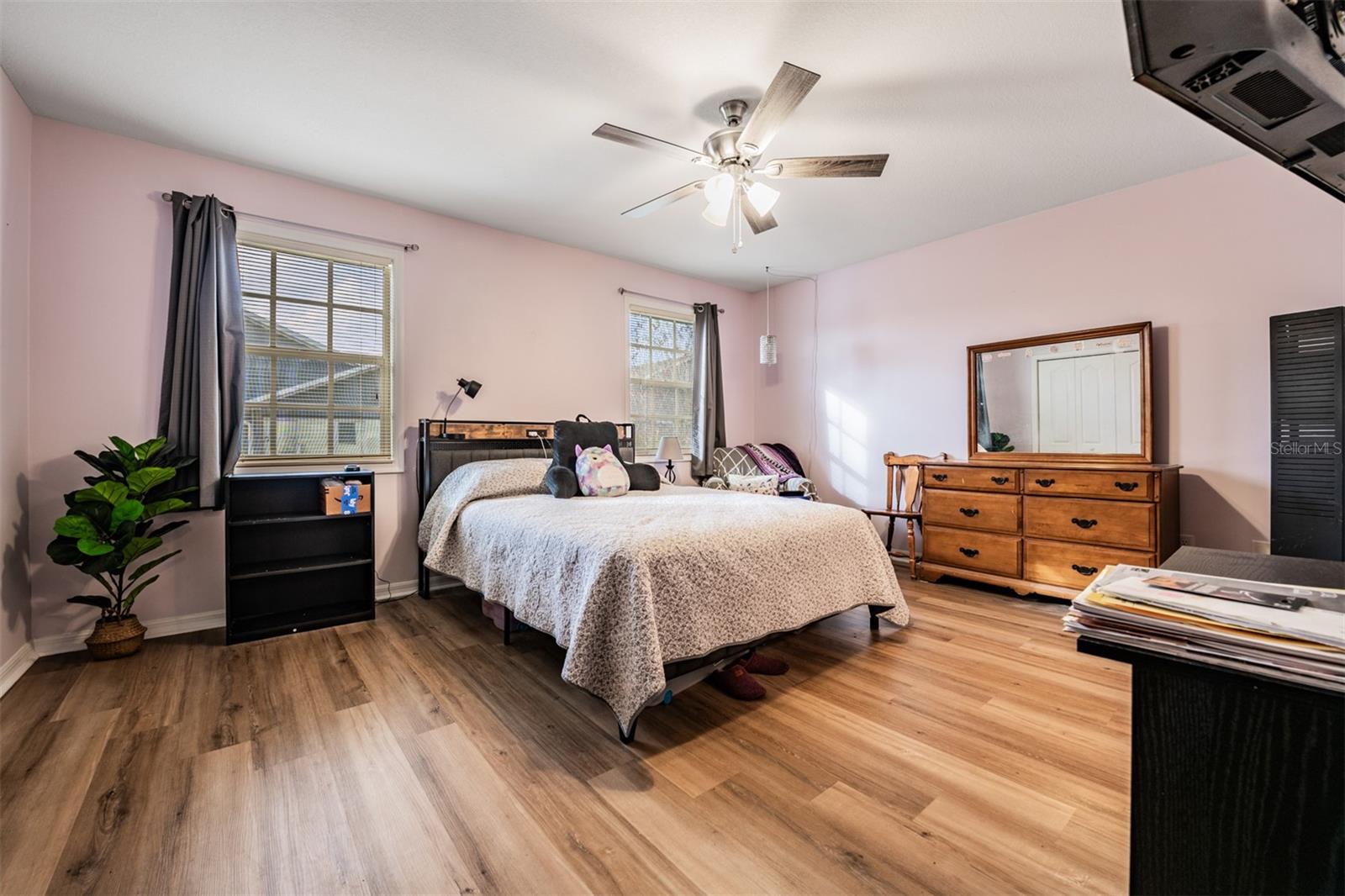 Image 12 of 23 For 5923 Newberry Court