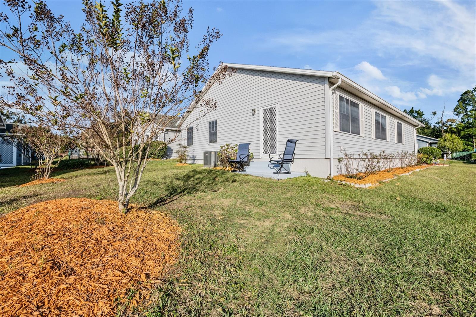 Image 18 of 23 For 5923 Newberry Court