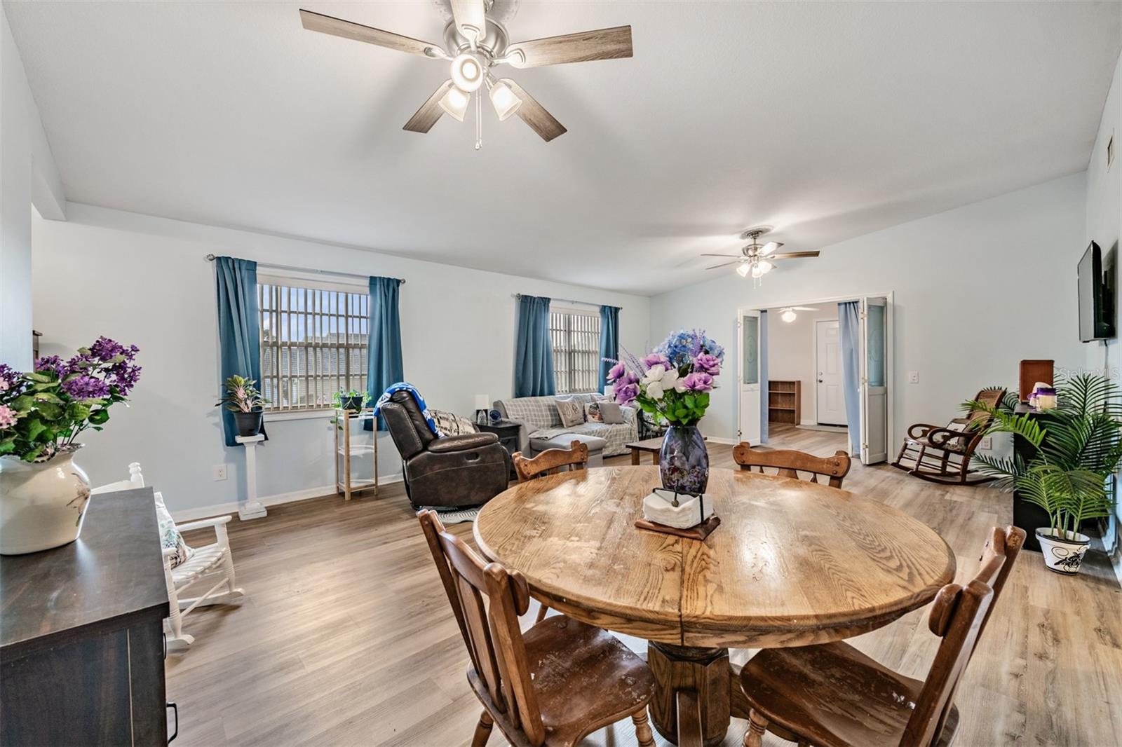 Image 7 of 23 For 5923 Newberry Court