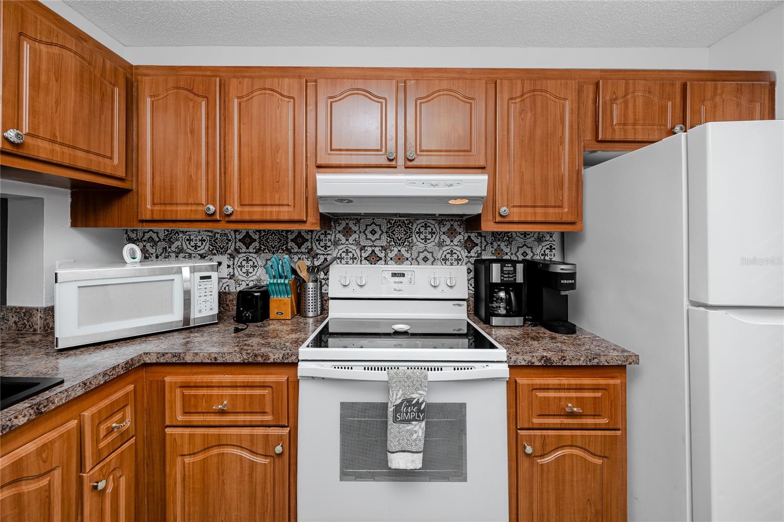 Image 9 of 56 For 6113 Palma Del Mar Boulevard S 221