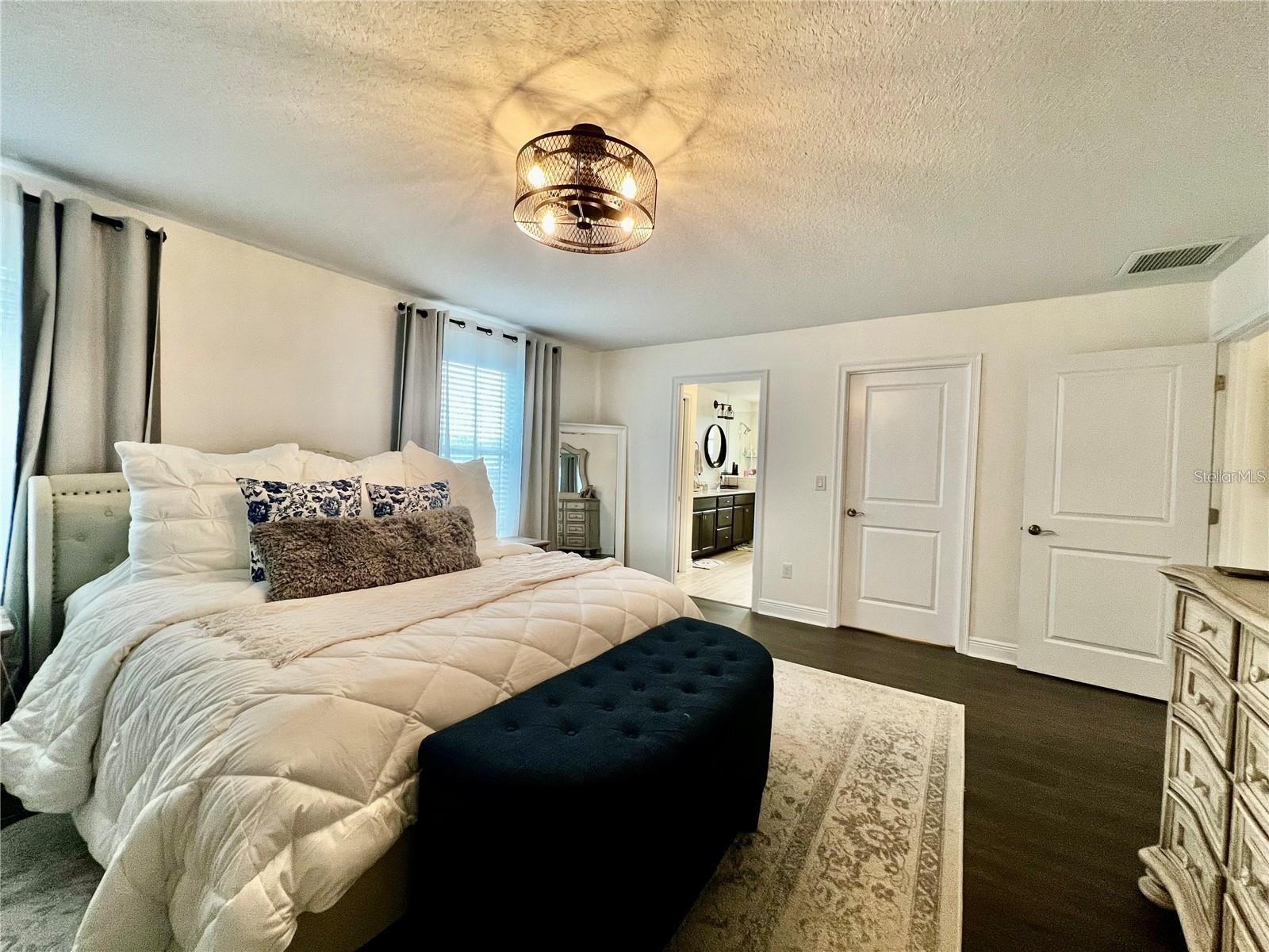 Image 14 of 25 For 3704 Wyoming Avenue