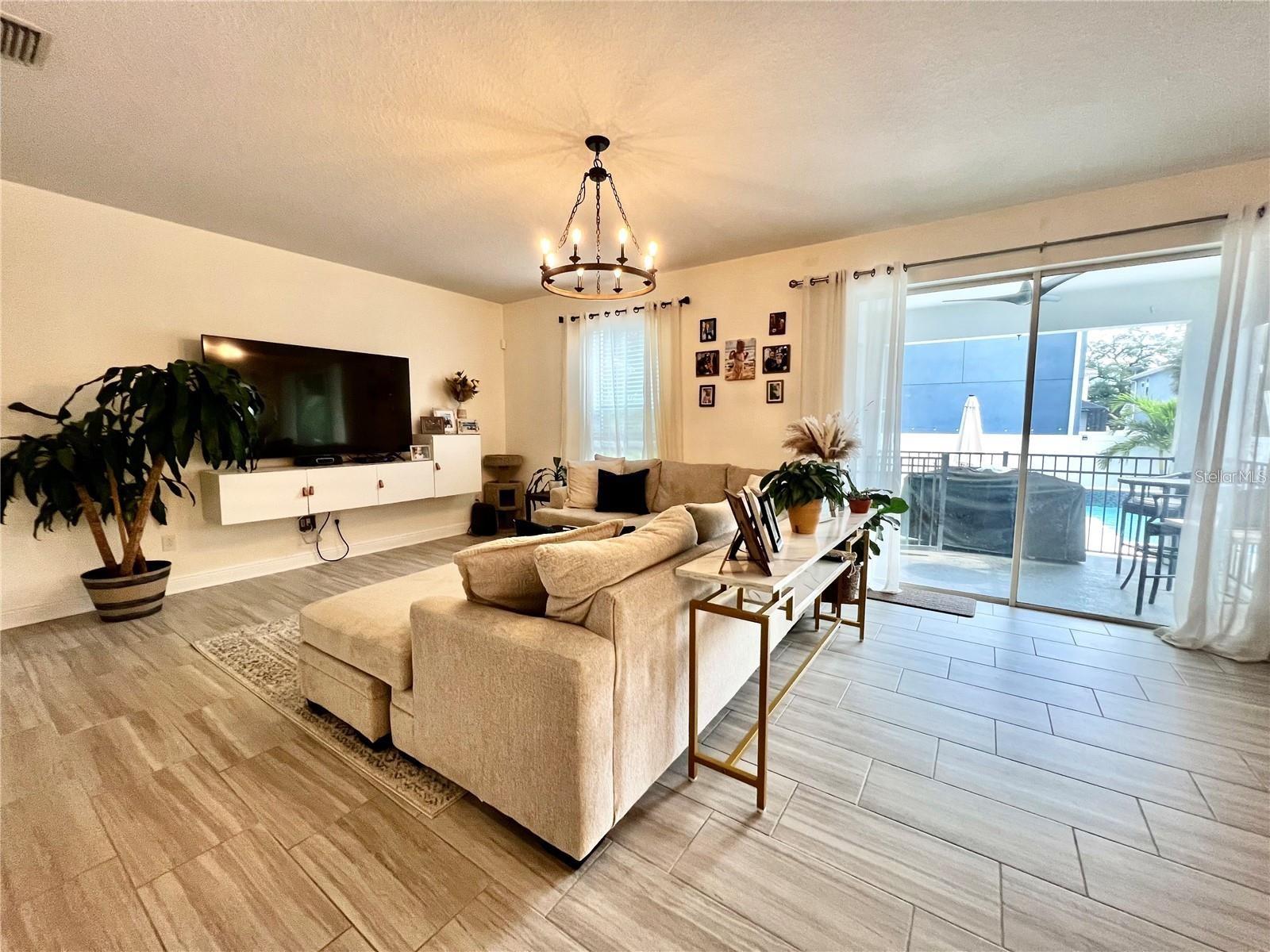 Image 7 of 25 For 3704 Wyoming Avenue