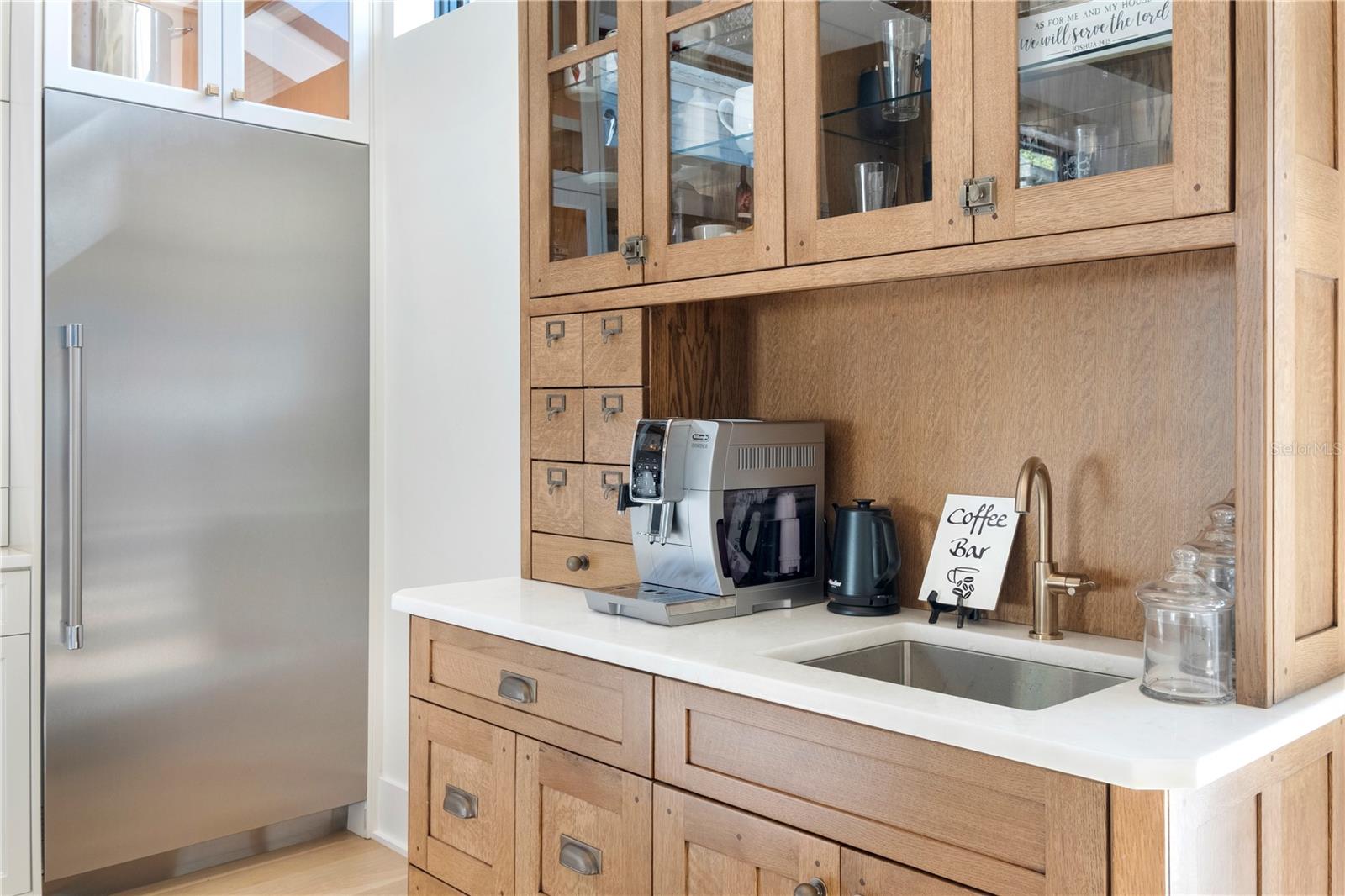 Image 12 of 62 For 319 Frances Avenue