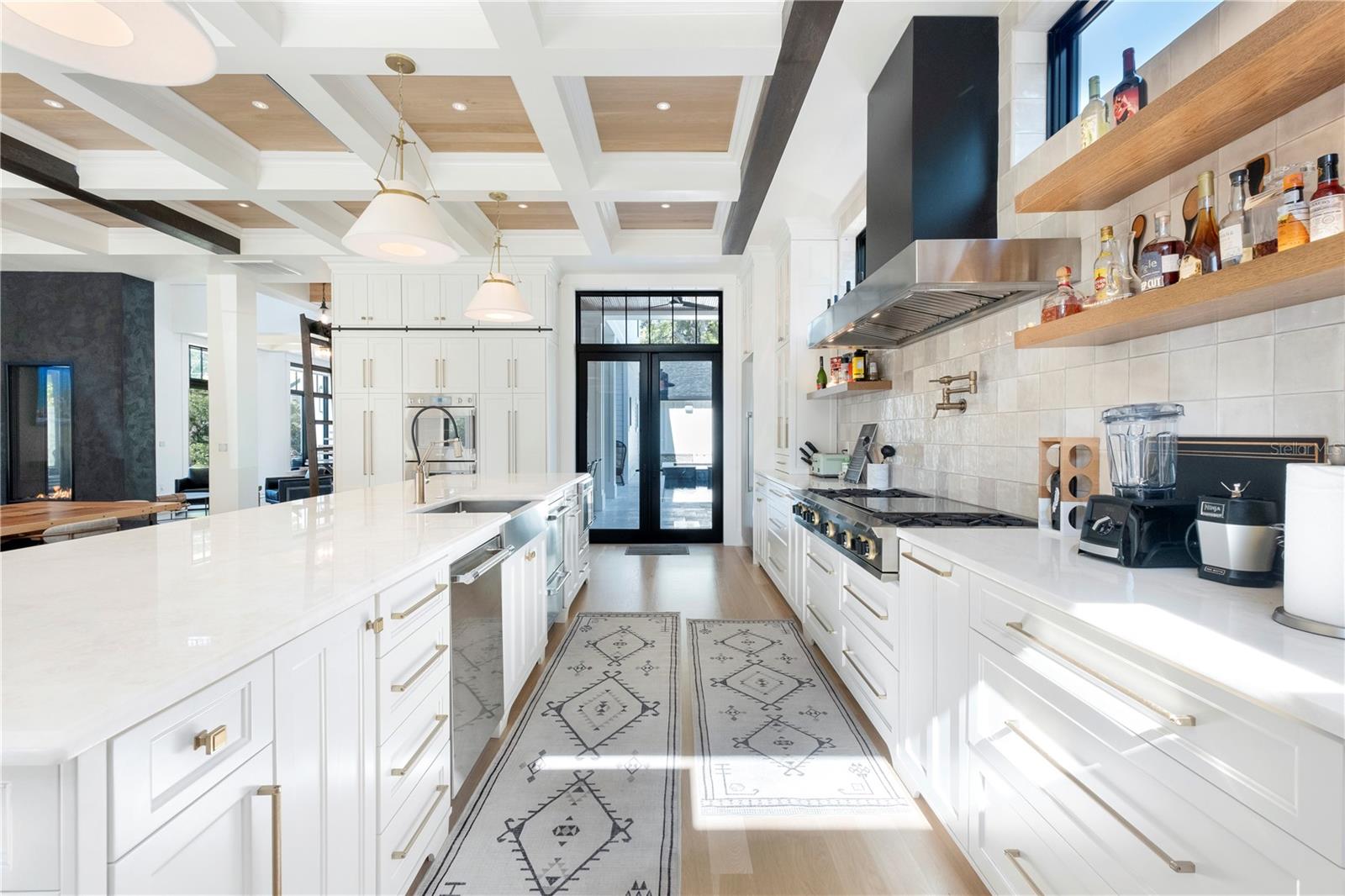 Image 13 of 62 For 319 Frances Avenue