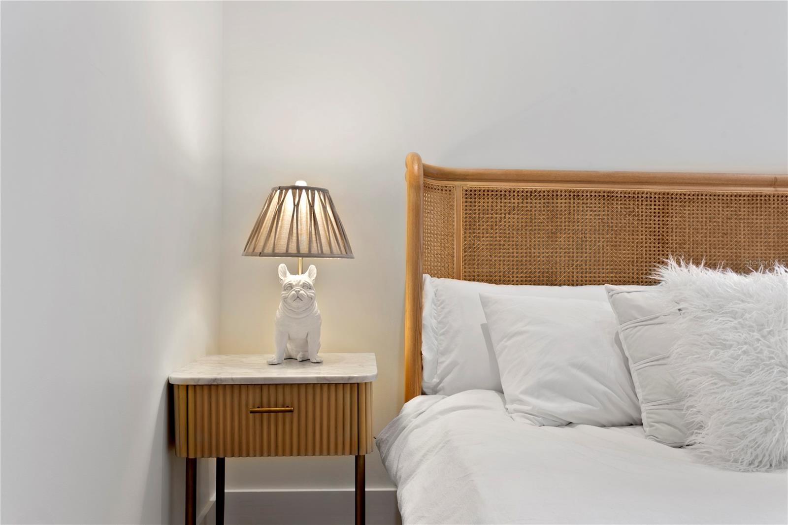 Image 38 of 62 For 319 Frances Avenue