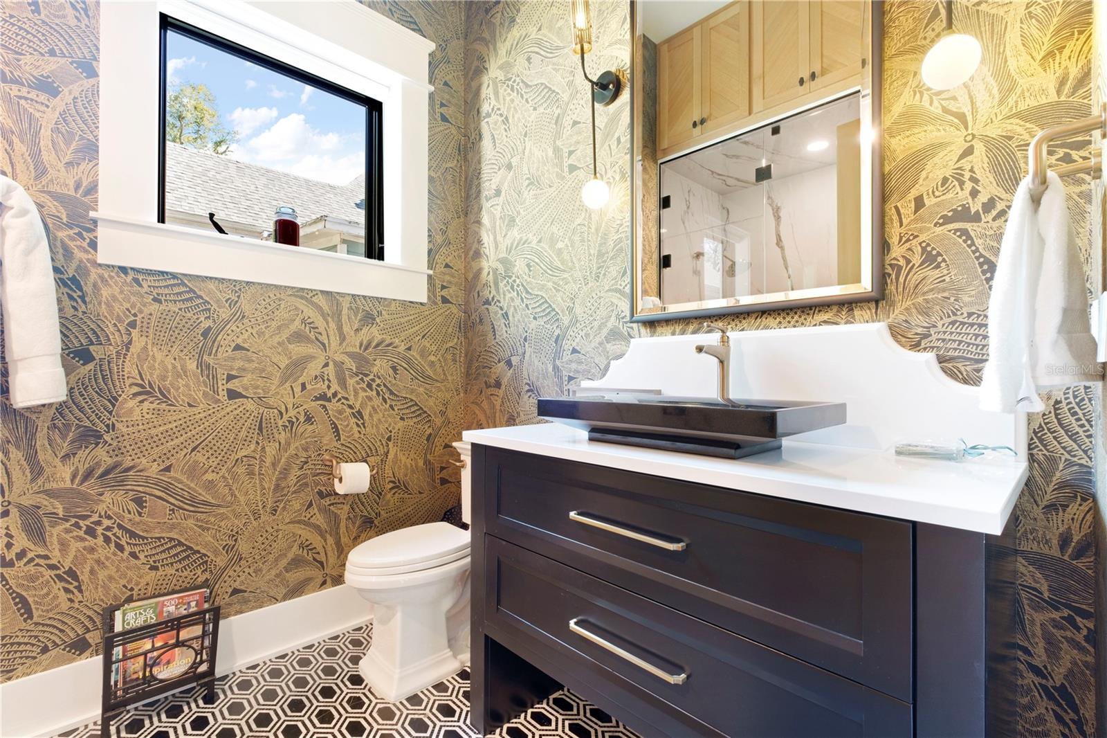 Image 46 of 62 For 319 Frances Avenue