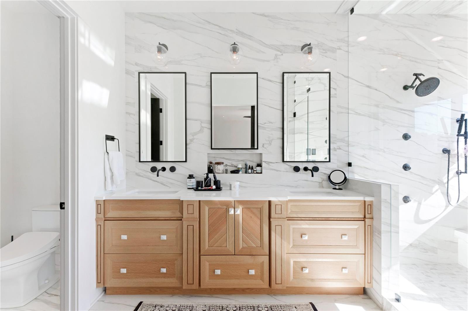 Image 48 of 62 For 319 Frances Avenue