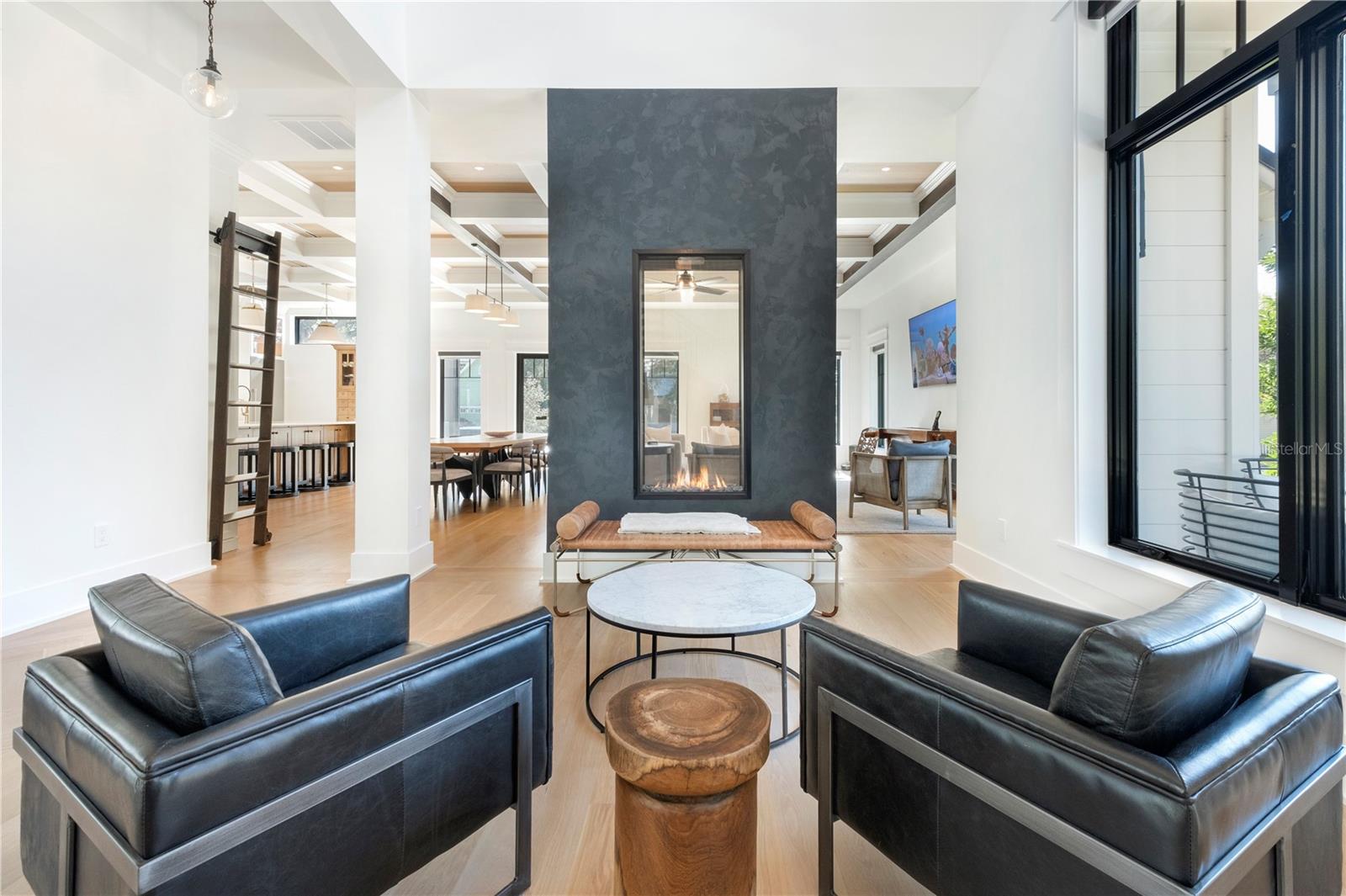 Image 5 of 62 For 319 Frances Avenue