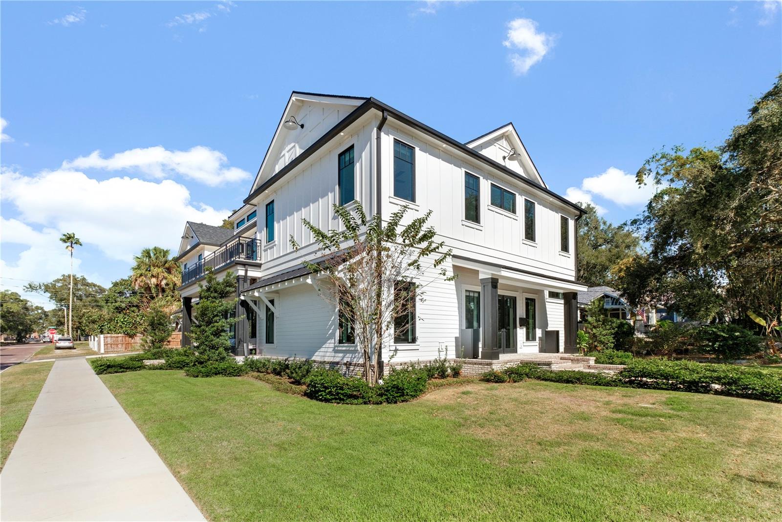 Image 61 of 62 For 319 Frances Avenue