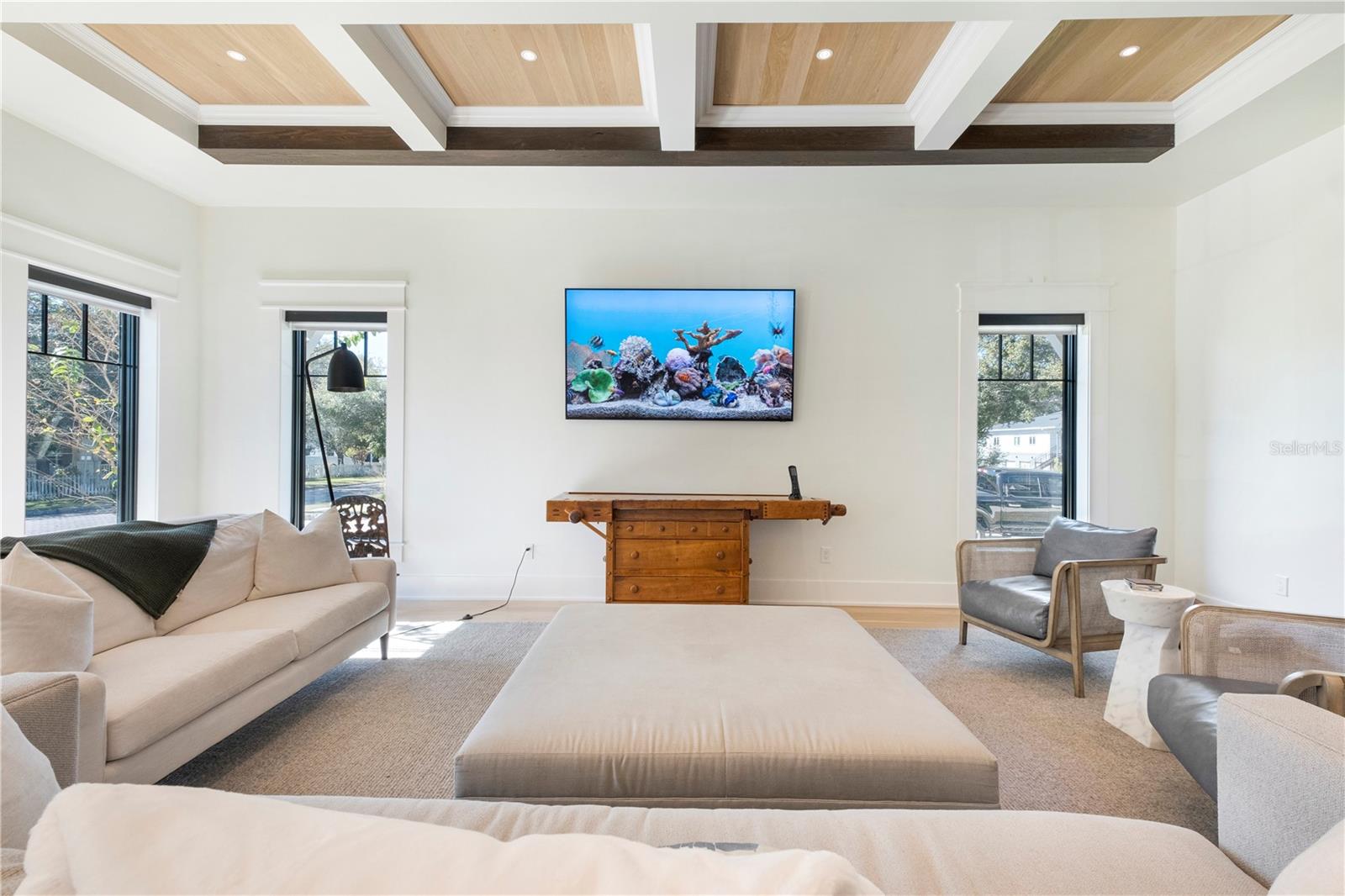 Image 8 of 62 For 319 Frances Avenue