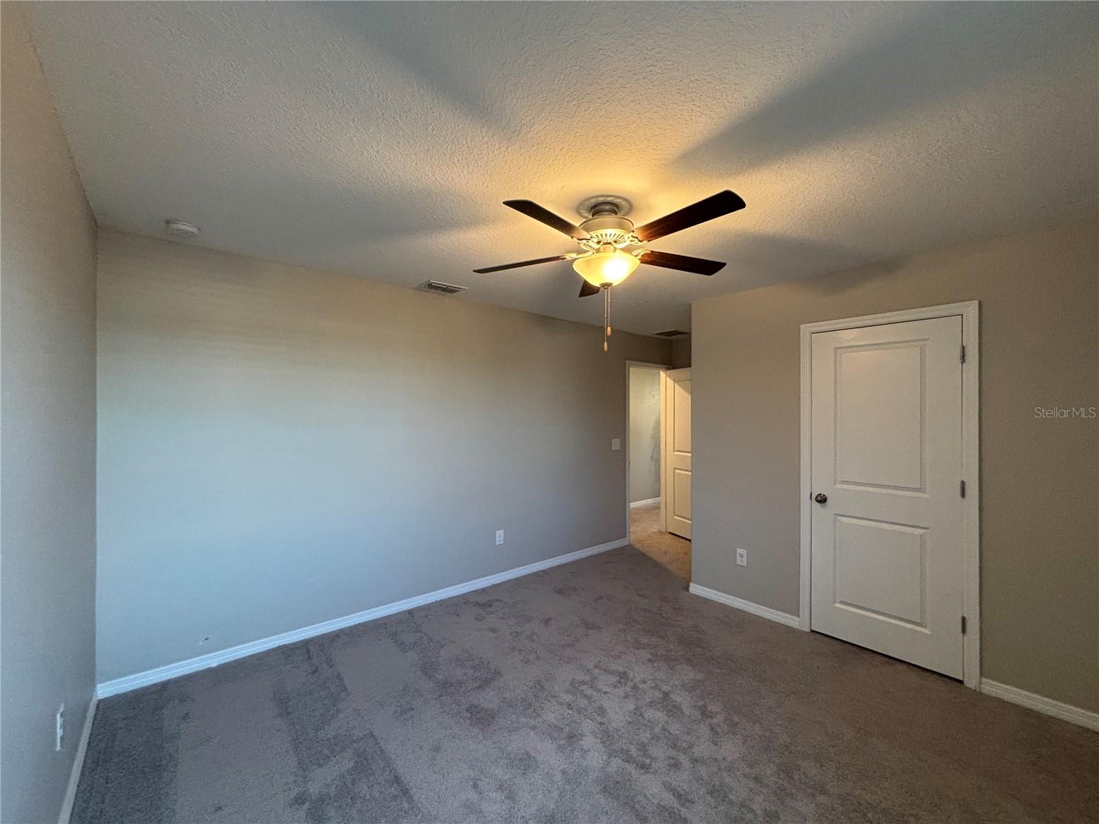 Image 20 of 25 For 572 Argyll Drive