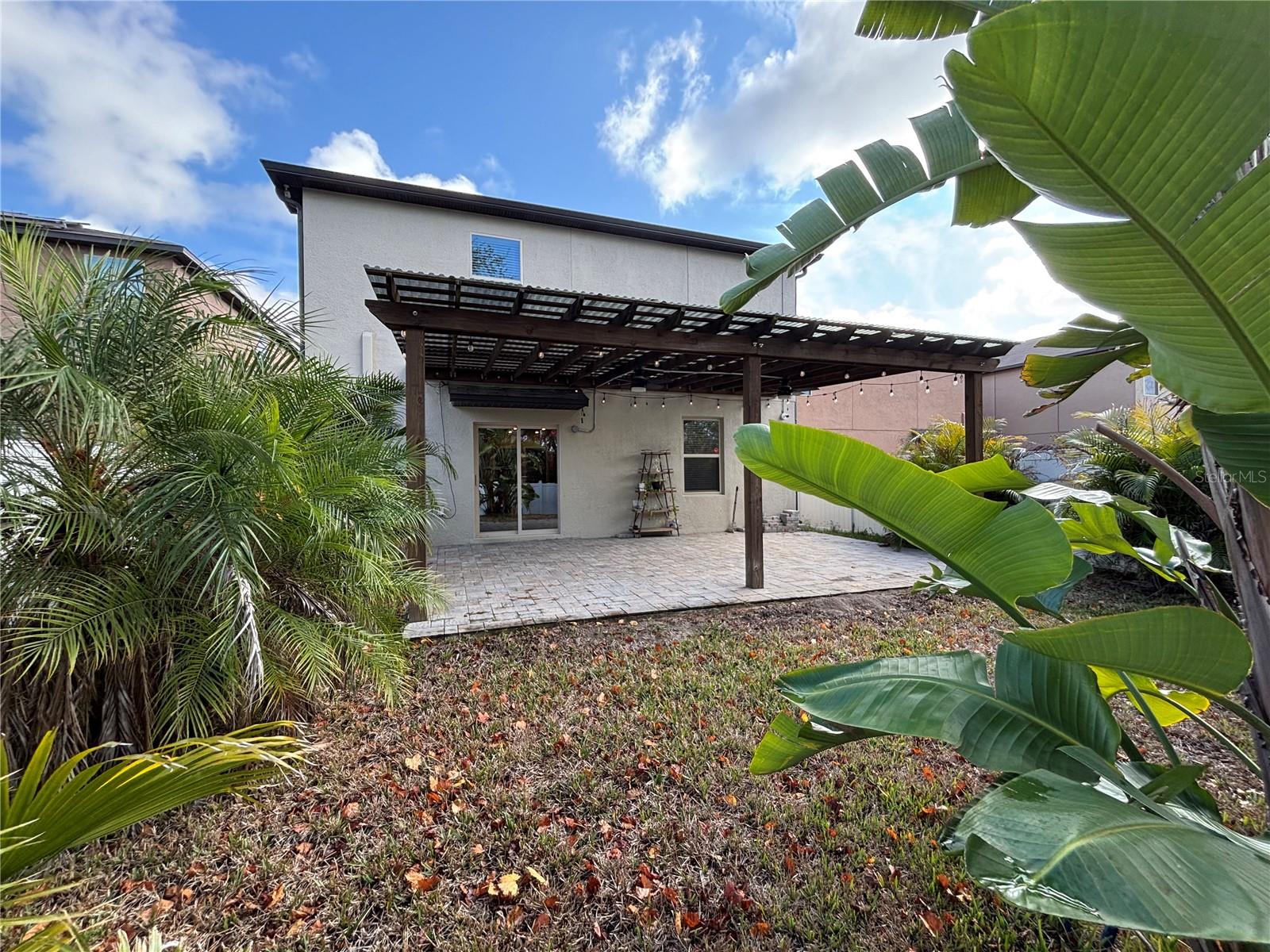 Image 23 of 25 For 572 Argyll Drive