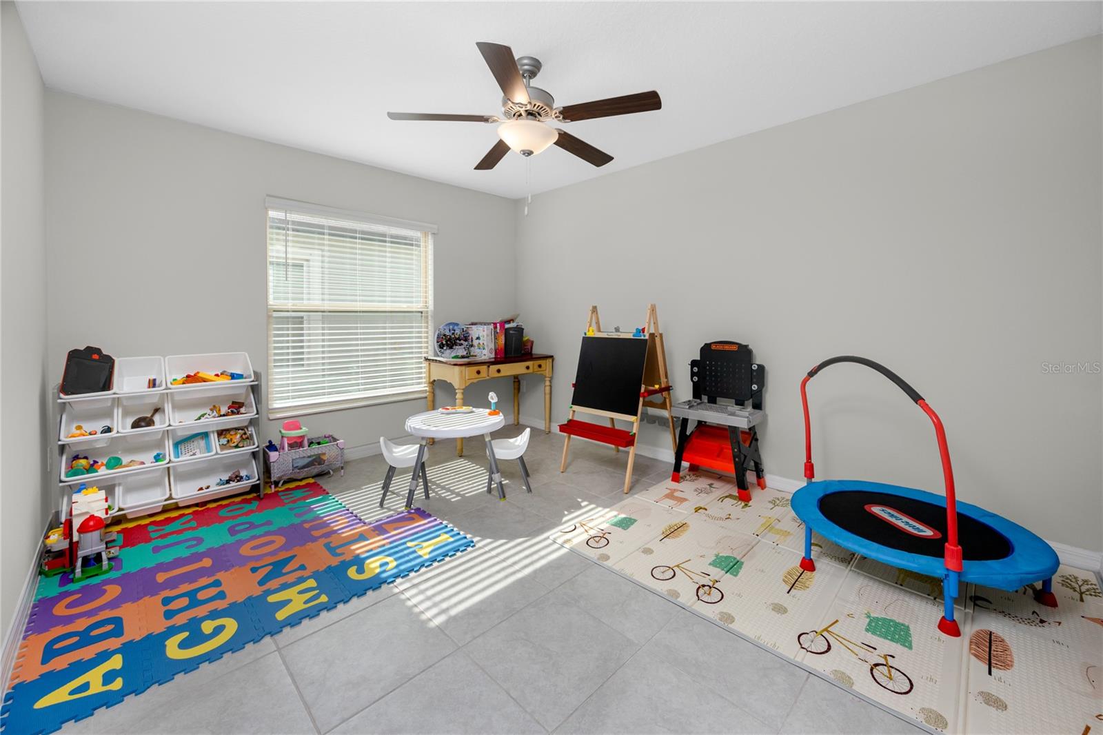 Image 16 of 48 For 16654 Carlton Pond Street