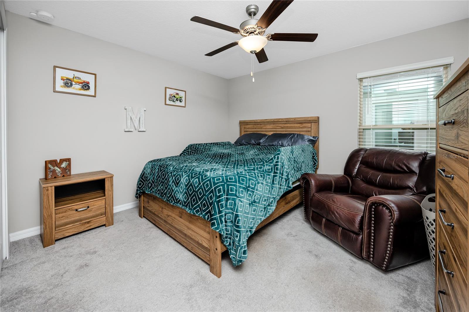 Image 22 of 48 For 16654 Carlton Pond Street