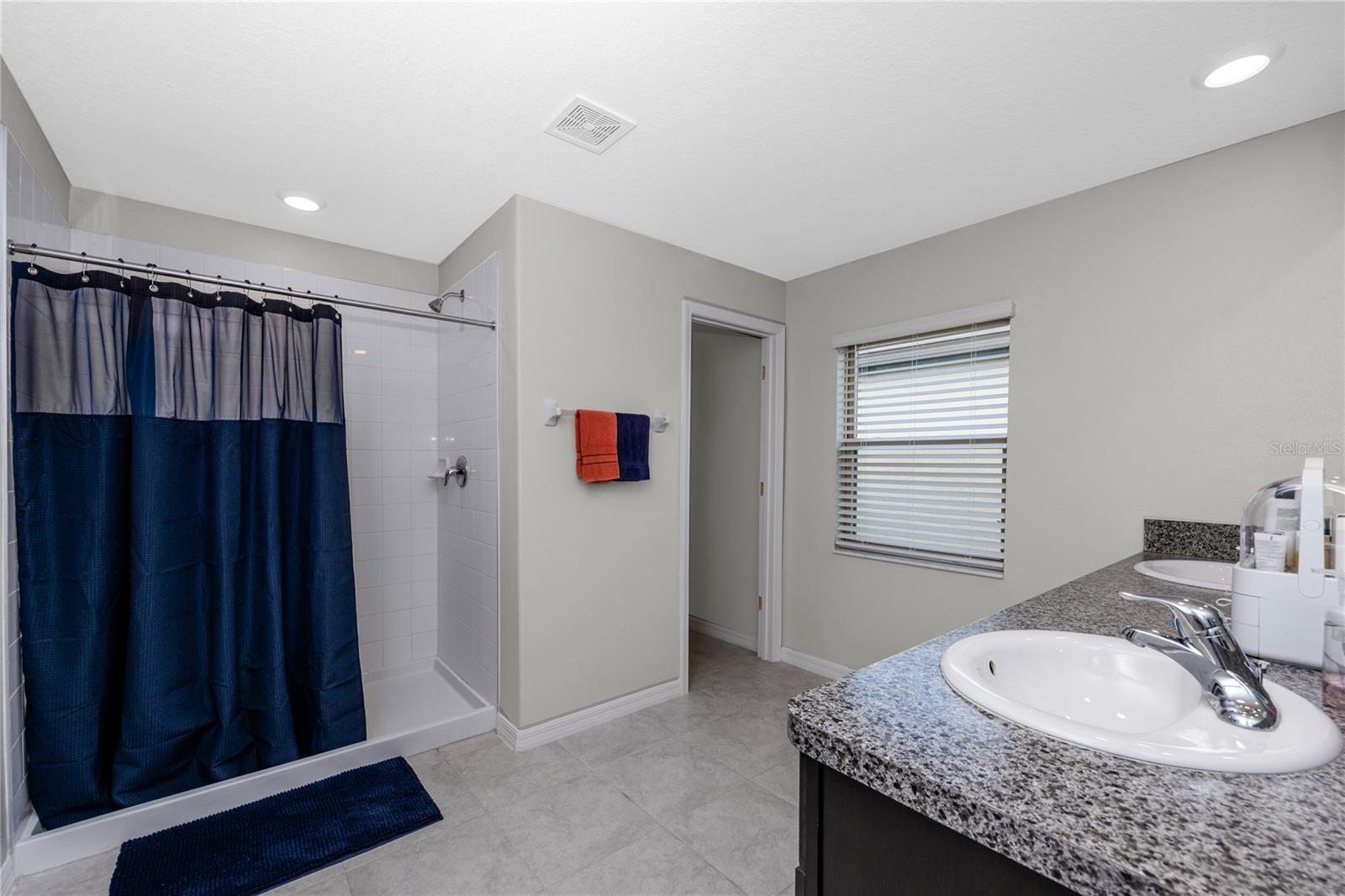 Image 30 of 48 For 16654 Carlton Pond Street