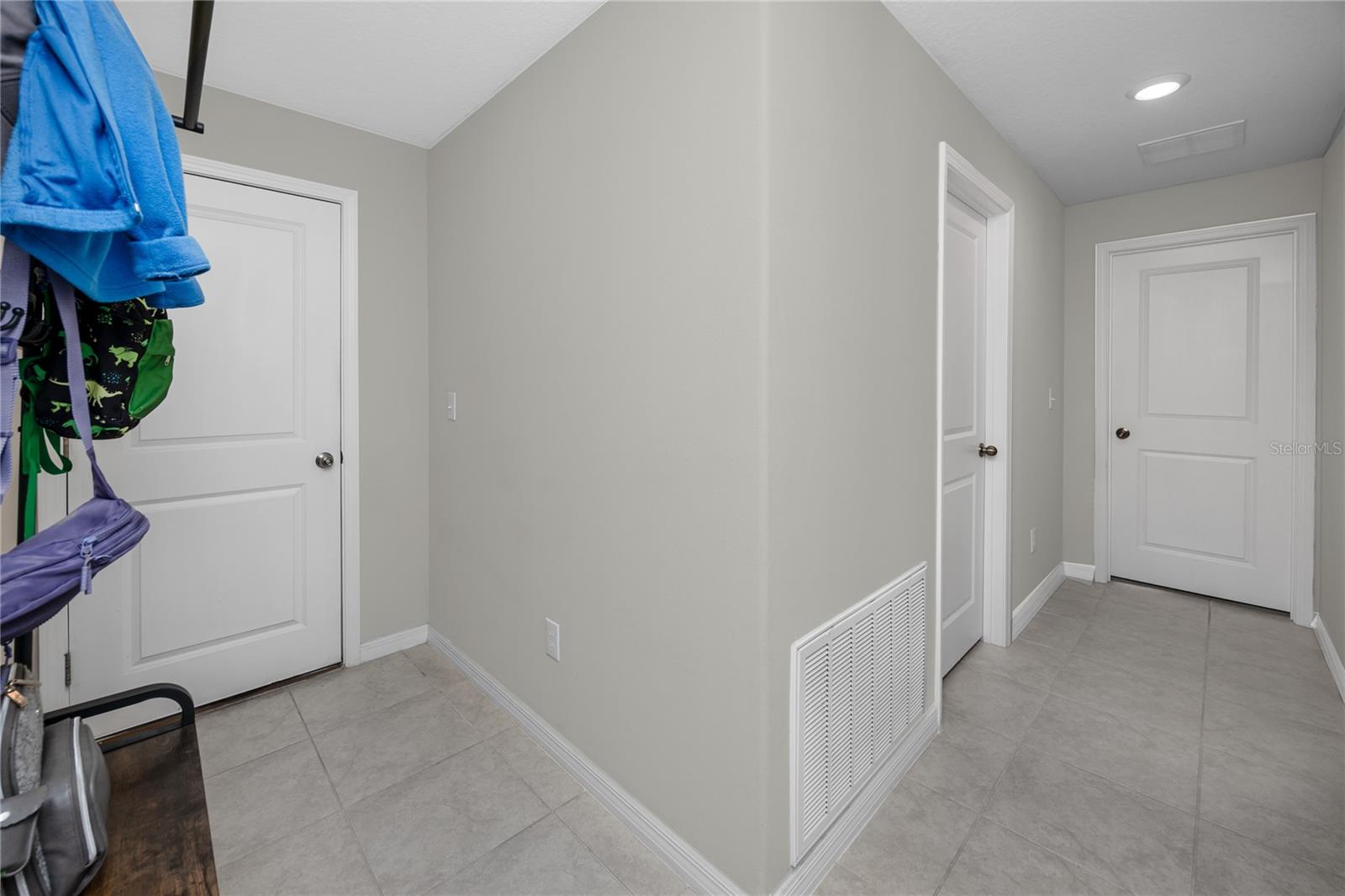 Image 34 of 48 For 16654 Carlton Pond Street