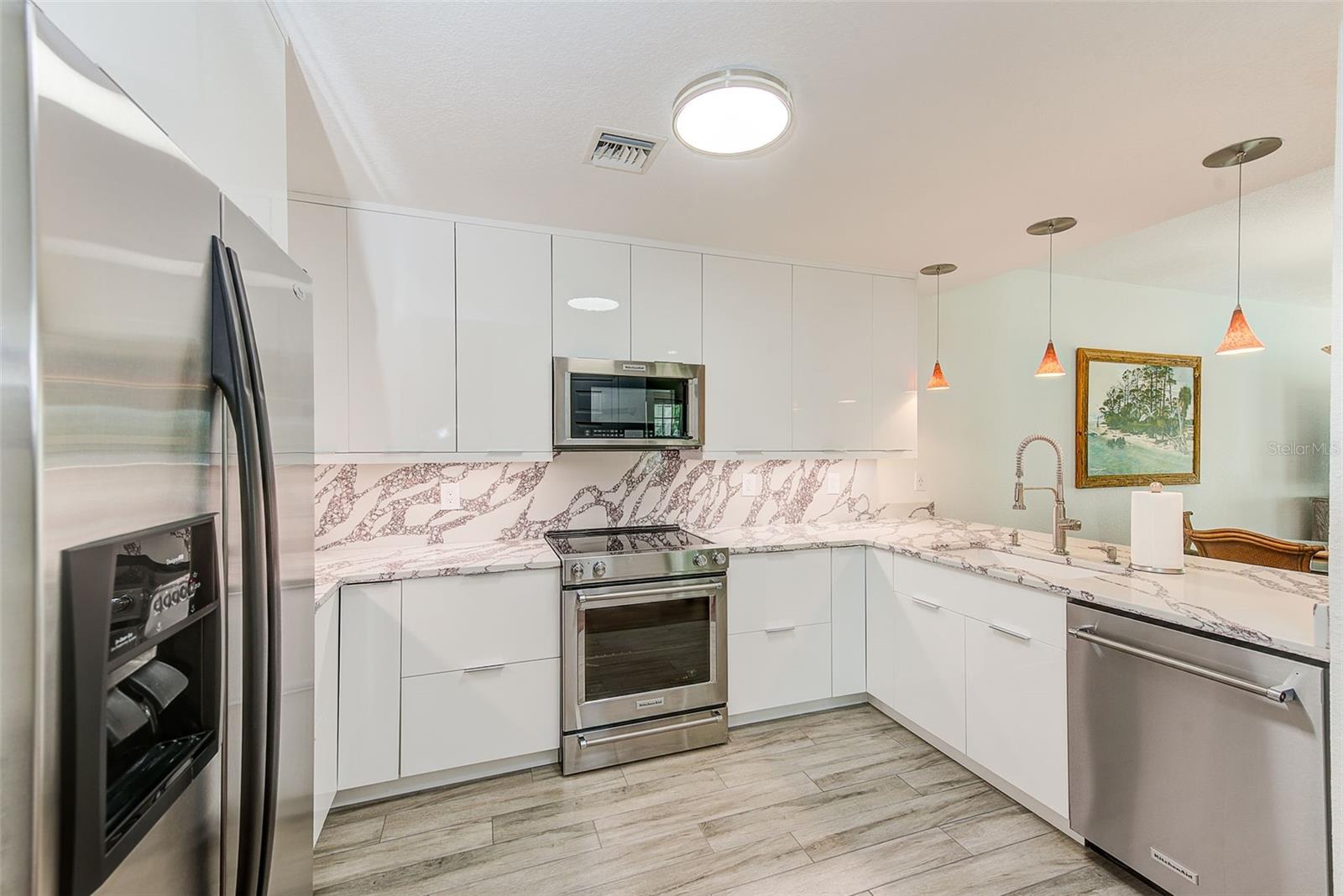 Image 13 of 56 For 217 18th Avenue