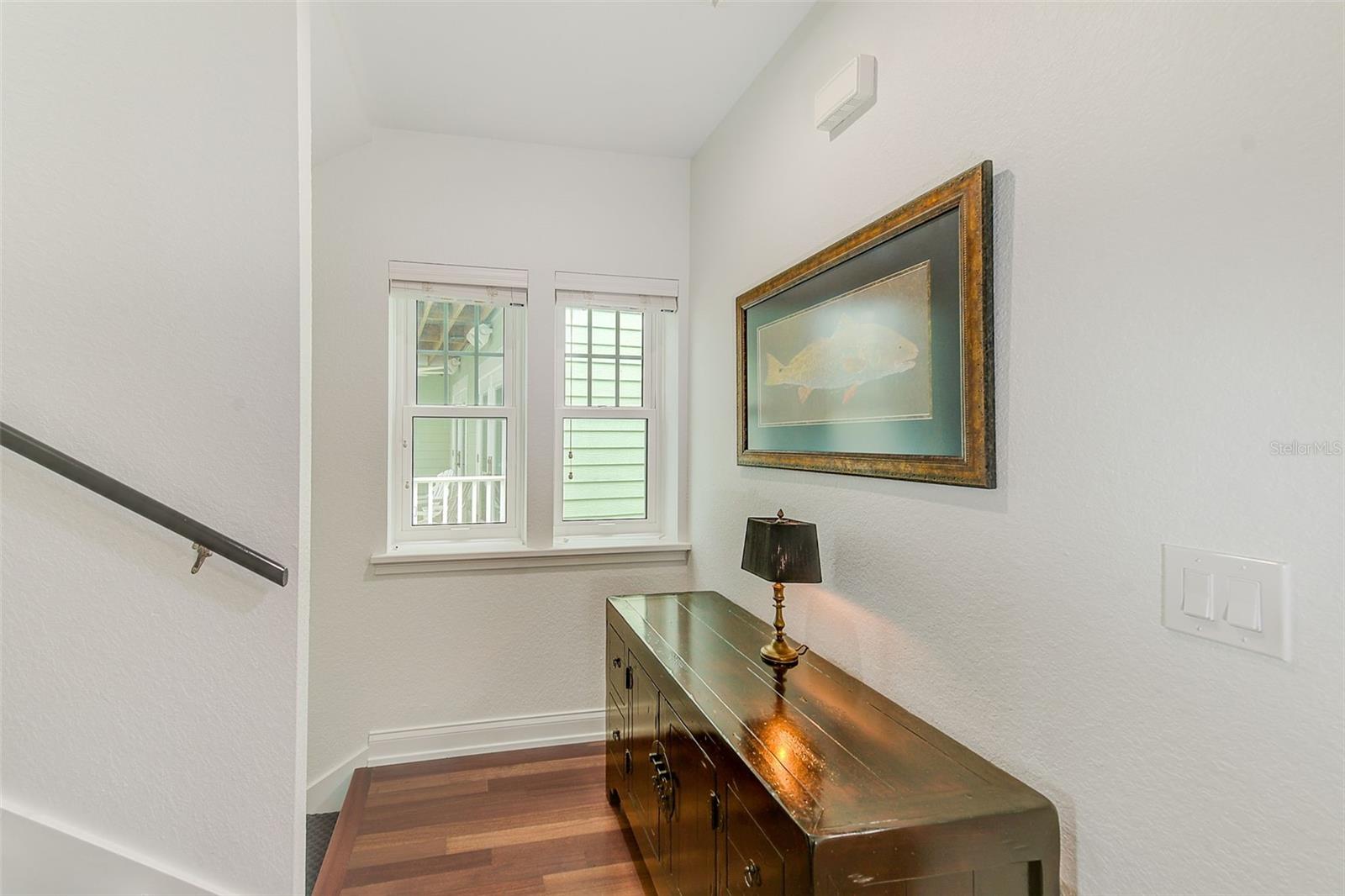 Image 18 of 56 For 217 18th Avenue