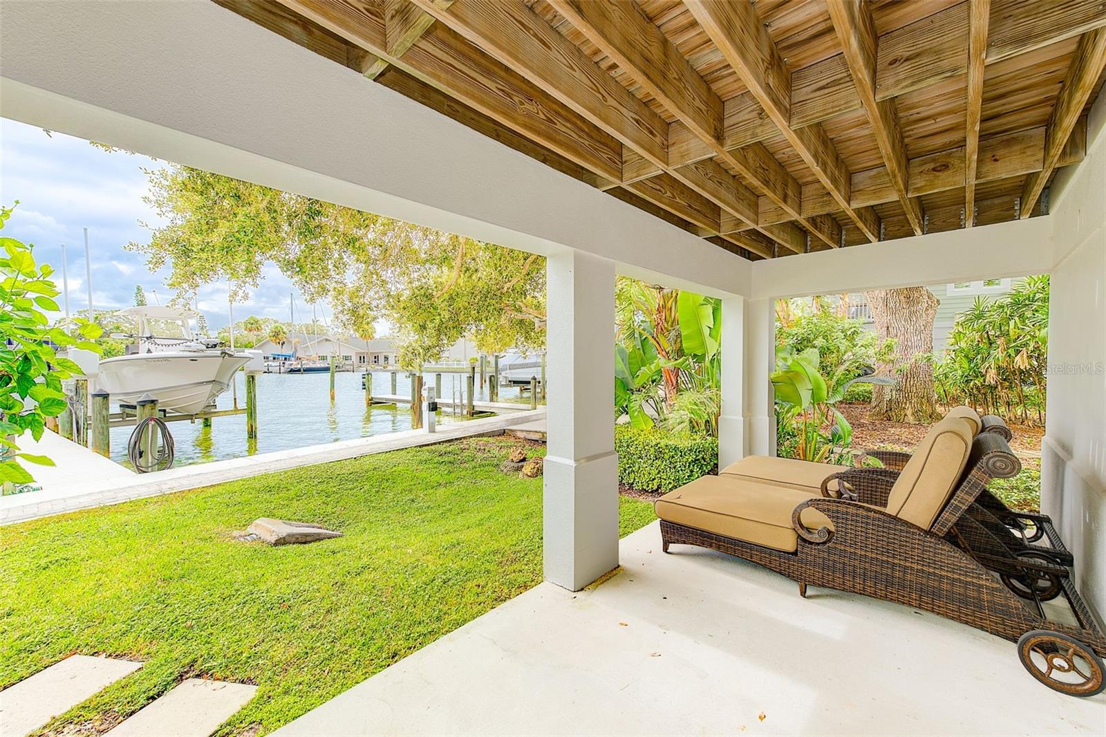 Image 33 of 56 For 217 18th Avenue