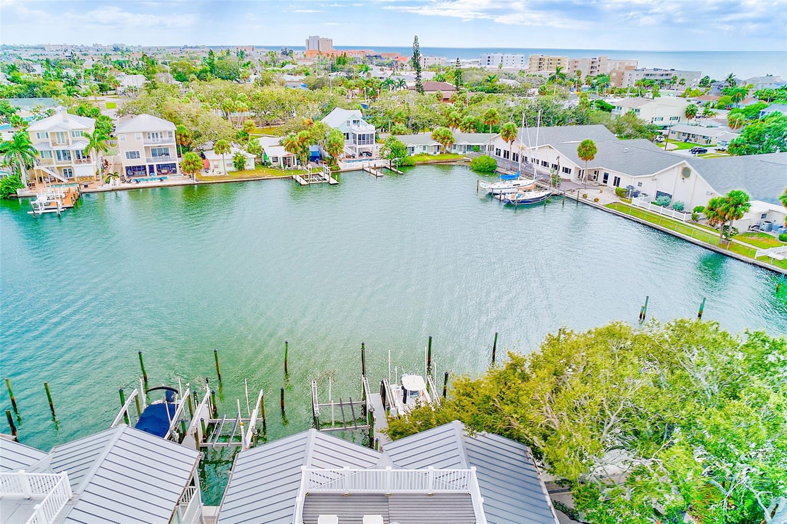 Image 41 of 56 For 217 18th Avenue