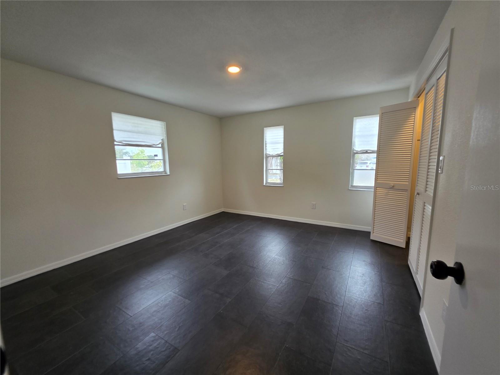 Image 14 of 57 For 5611 6th Street