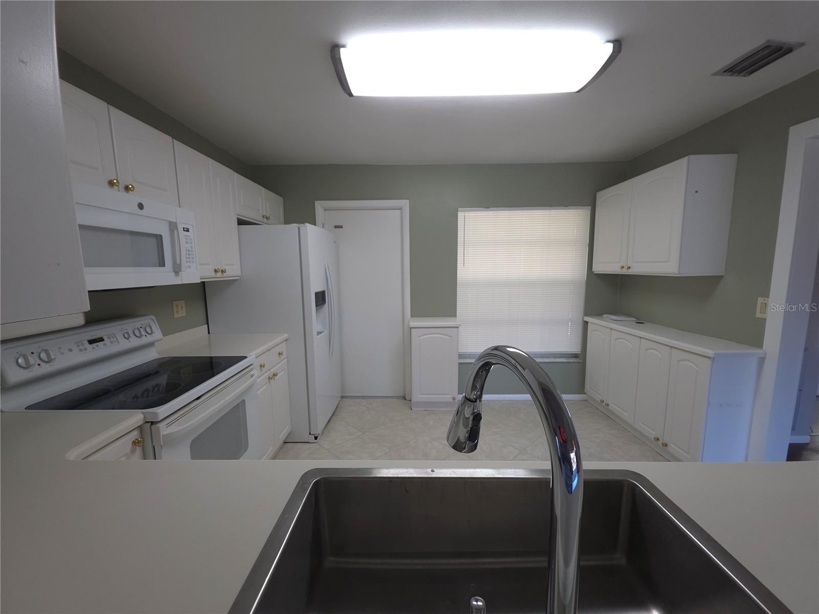 Image 8 of 20 For 7604 Sanibel Circle