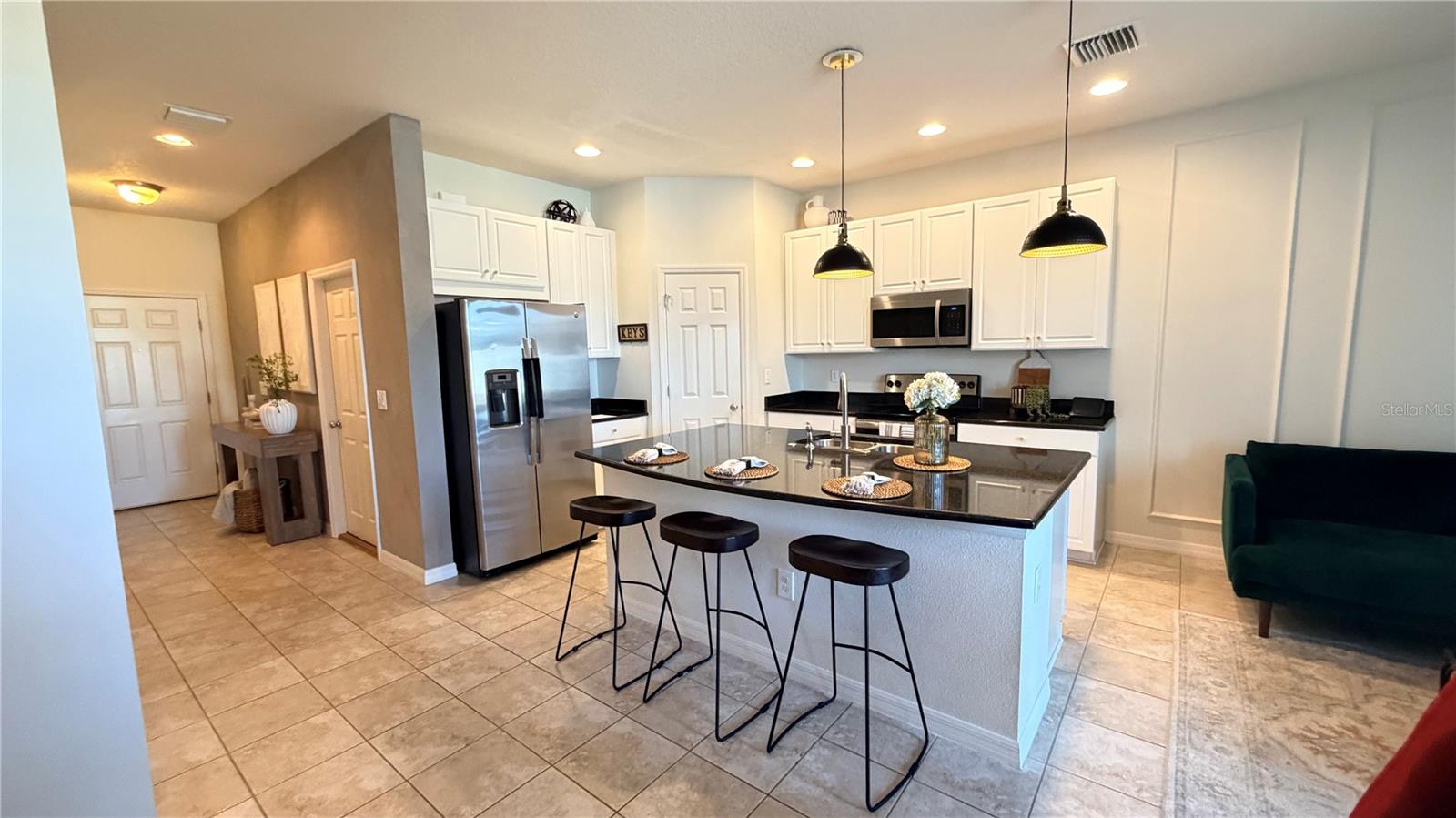 Image 5 of 39 For 7037 Woodchase Glen Drive