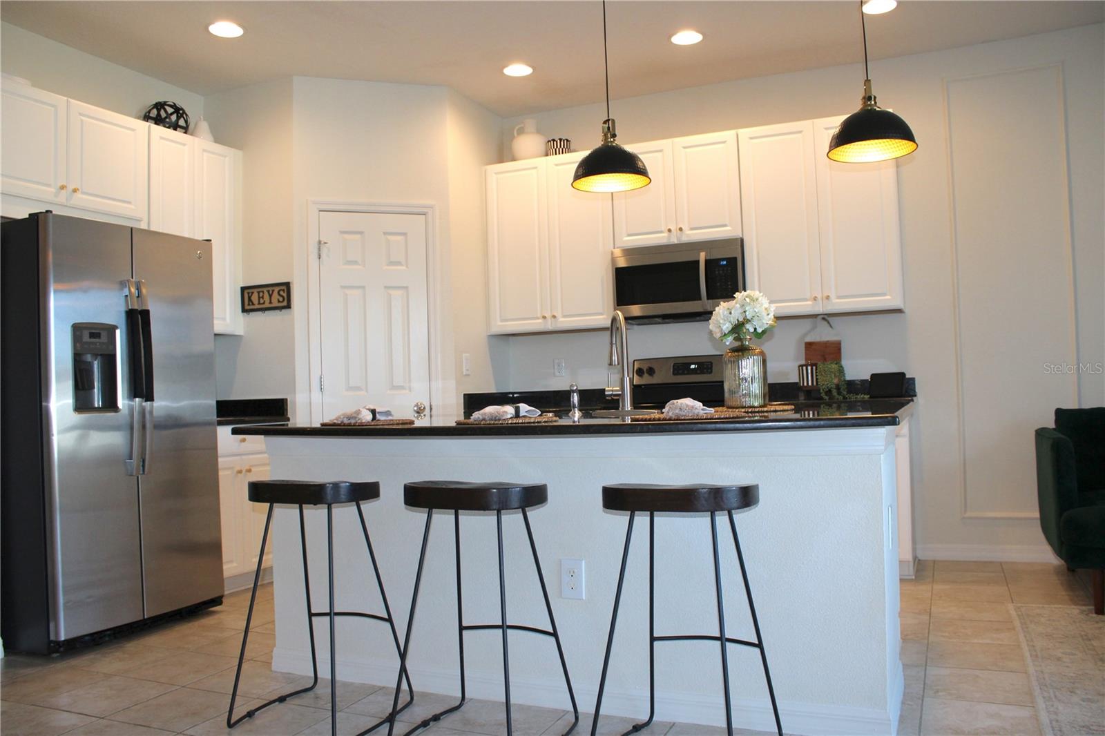 Image 6 of 39 For 7037 Woodchase Glen Drive