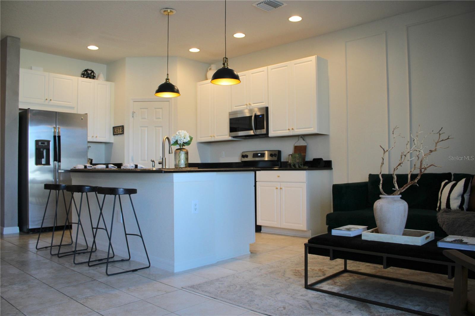 Image 9 of 39 For 7037 Woodchase Glen Drive