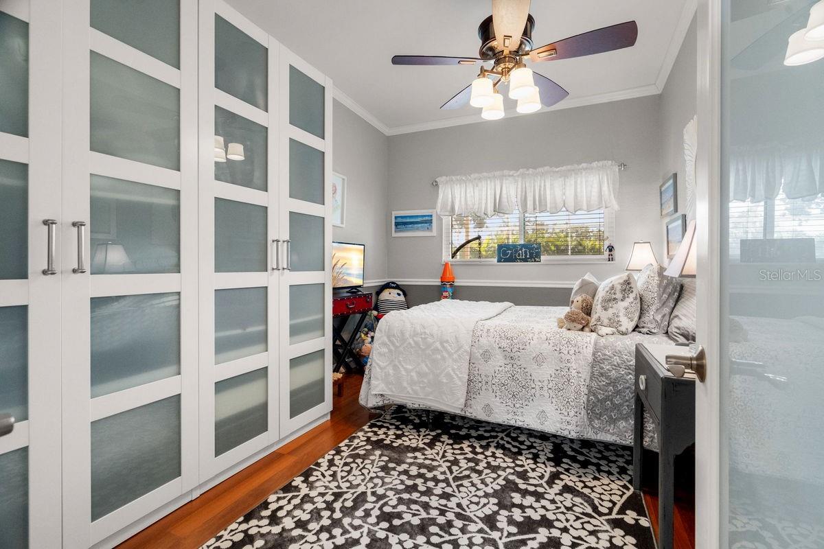 Image 25 of 70 For 1205 Royal Oak Drive S