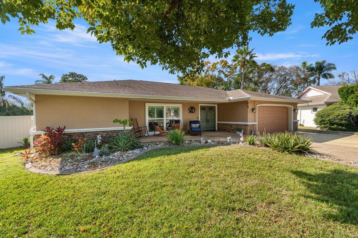 Image 47 of 70 For 1205 Royal Oak Drive S