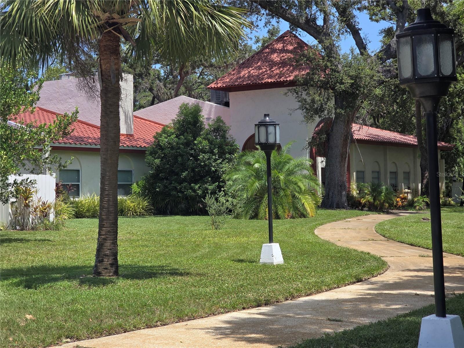 Image 40 of 45 For 1012 Pearce Drive 304