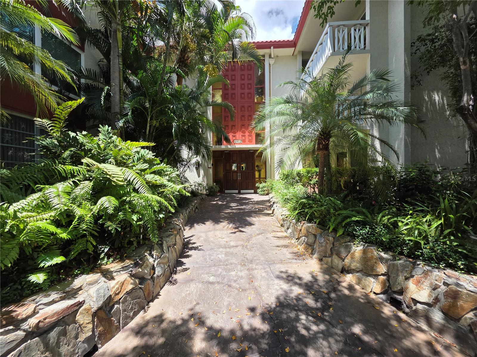 Image 8 of 45 For 1012 Pearce Drive 304