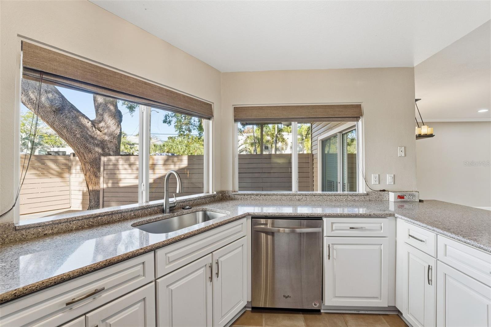 Image 13 of 35 For 1503 Alabama Avenue