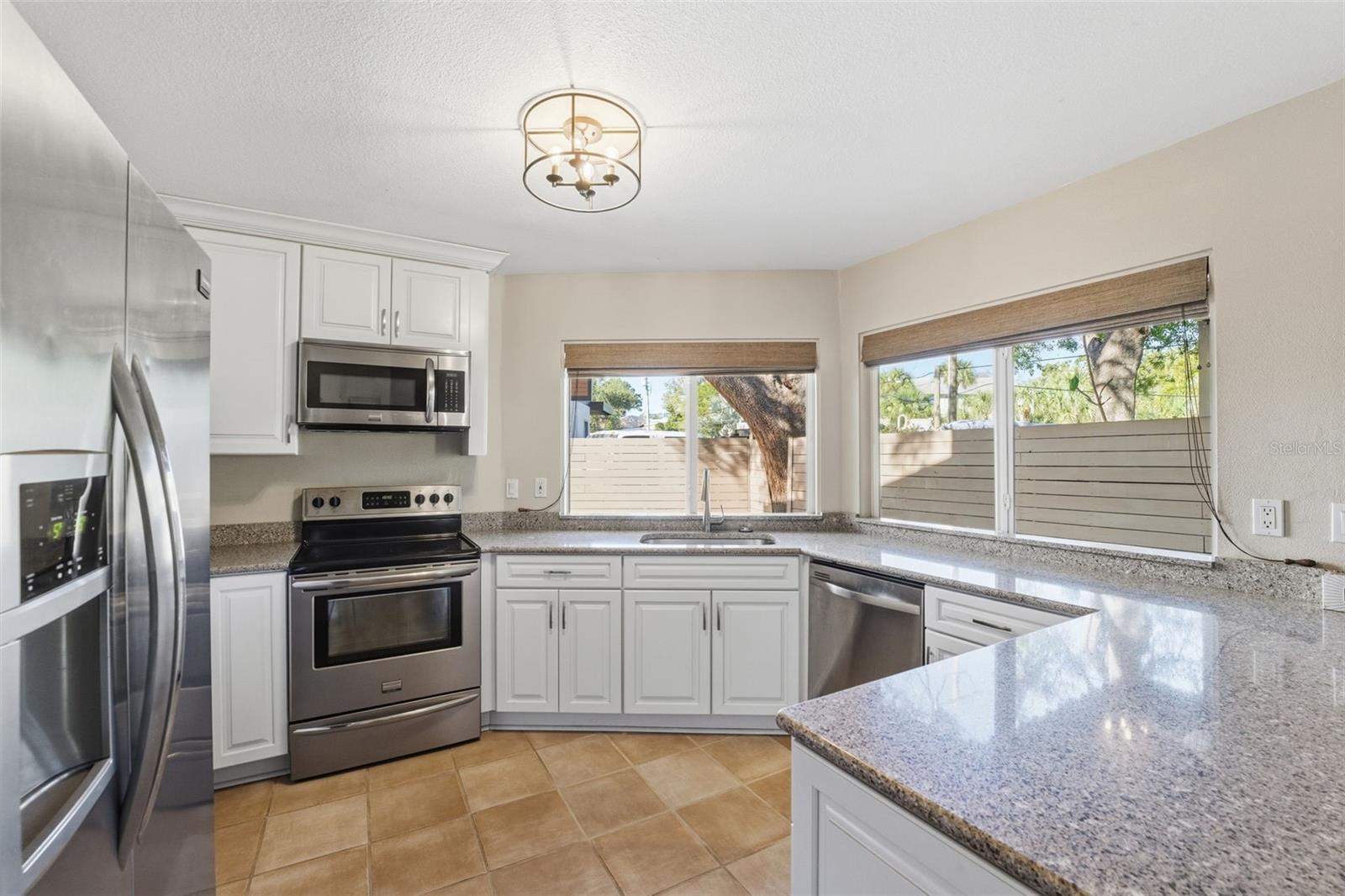 Image 14 of 35 For 1503 Alabama Avenue