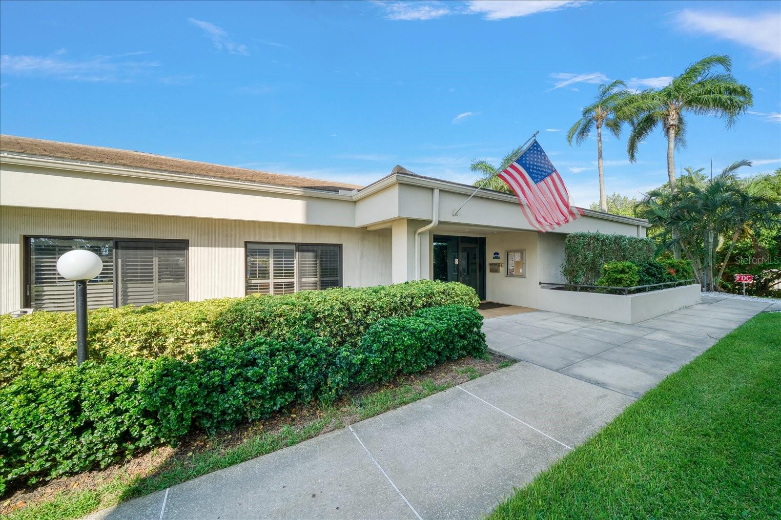 Image 30 of 48 For 1316 Pasadena Avenue S 104