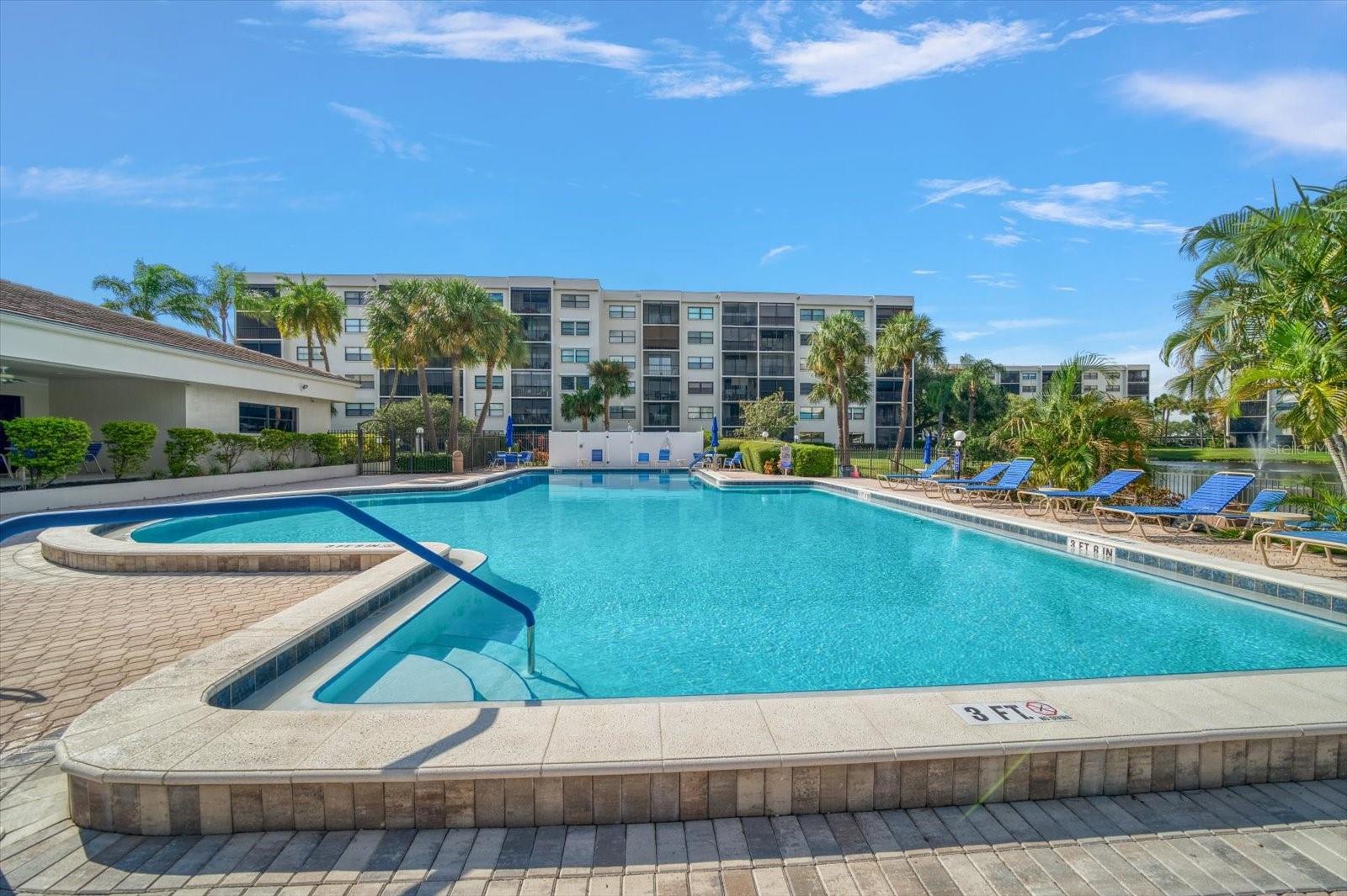 Image 36 of 48 For 1316 Pasadena Avenue S 104