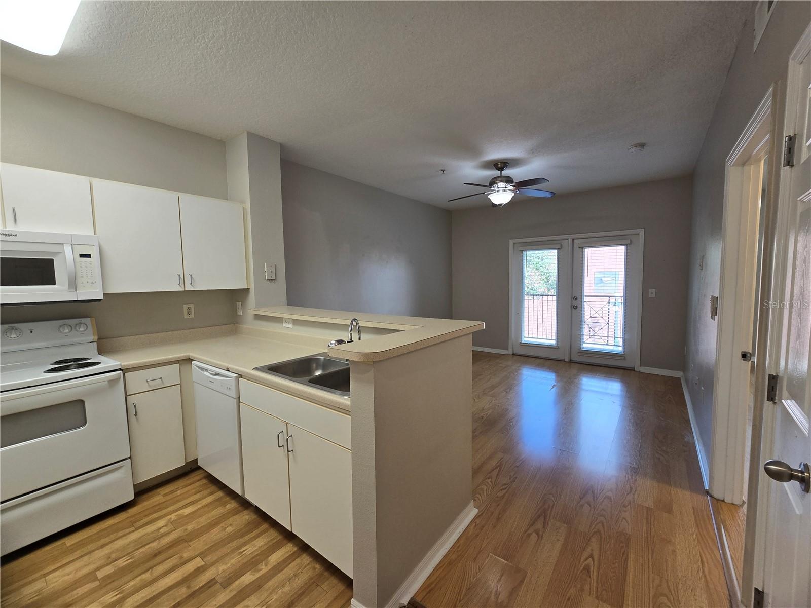 Image 8 of 65 For 1910 Palm Avenue 11210