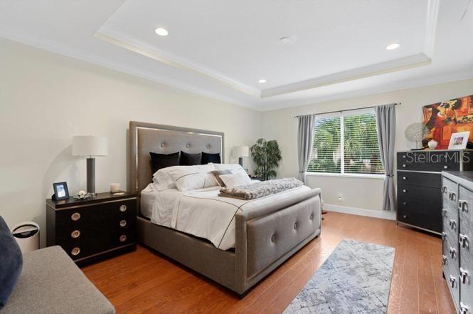 Image 25 of 37 For 2086 Foxtail View Court