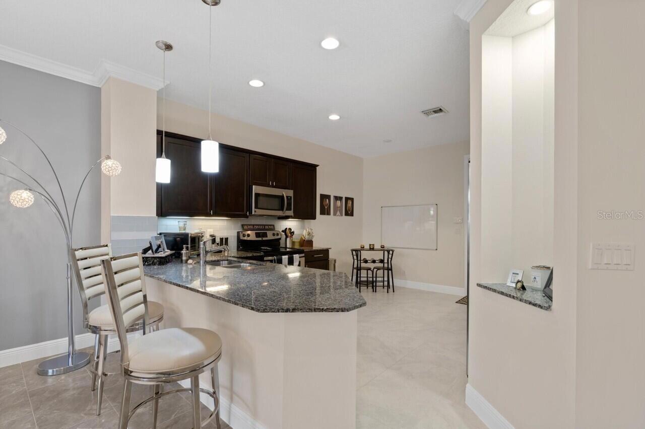 Image 7 of 37 For 2086 Foxtail View Court