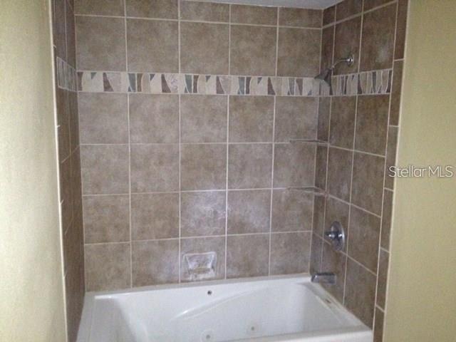 Image 8 of 18 For 10202 Bonnie Bay Court