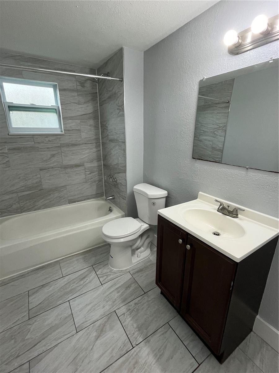 Image 5 of 6 For 713 Myrtle Street